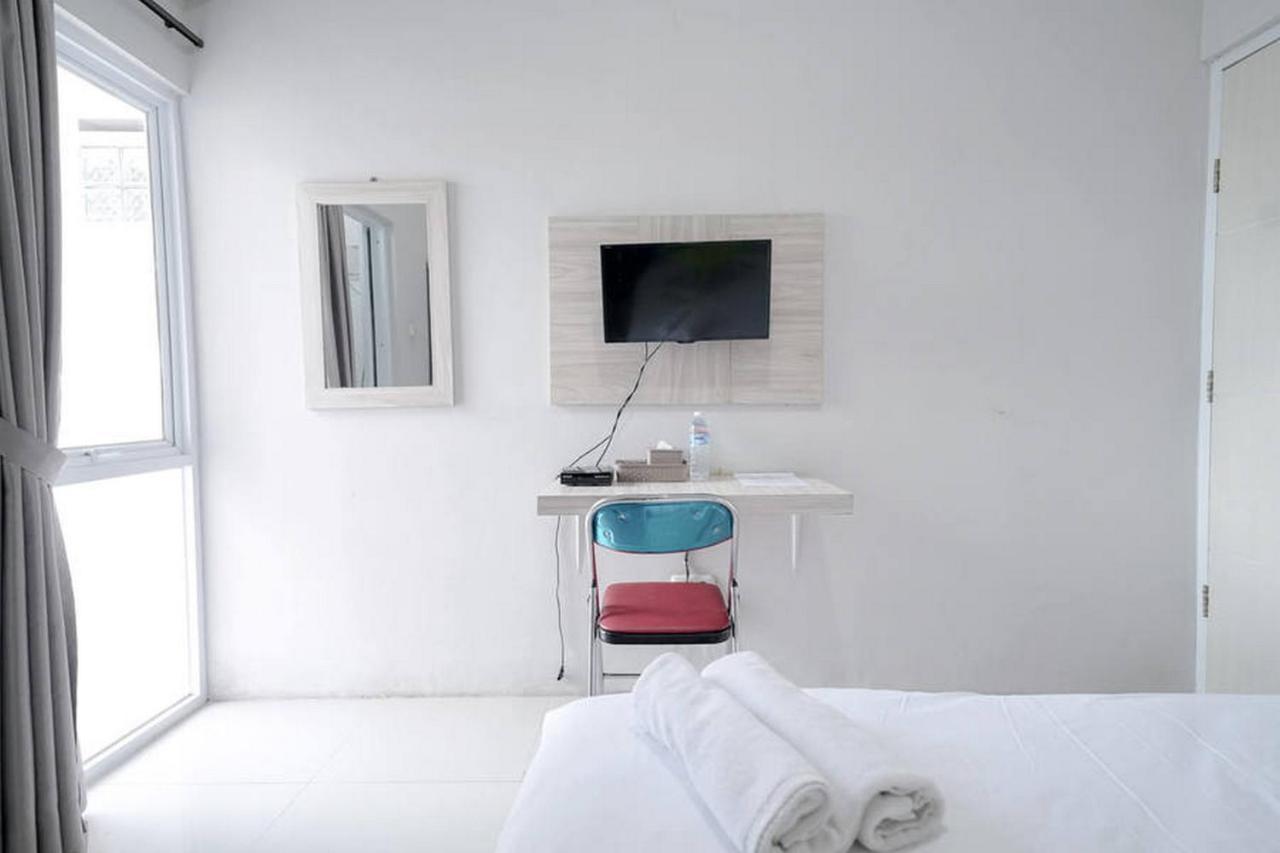 Urbanview Hotel Bari Syariah Palembang By Reddoorz Exteriör bild