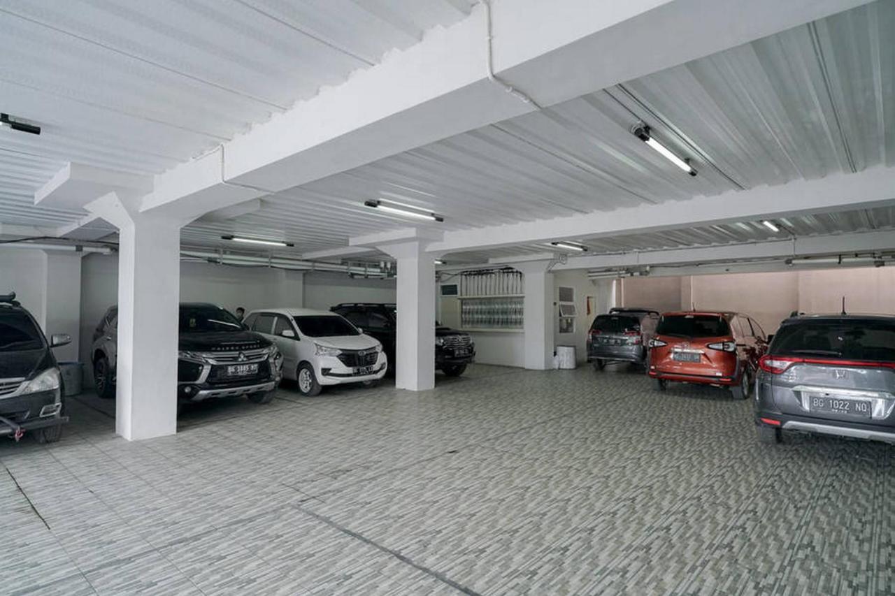 Urbanview Hotel Bari Syariah Palembang By Reddoorz Exteriör bild