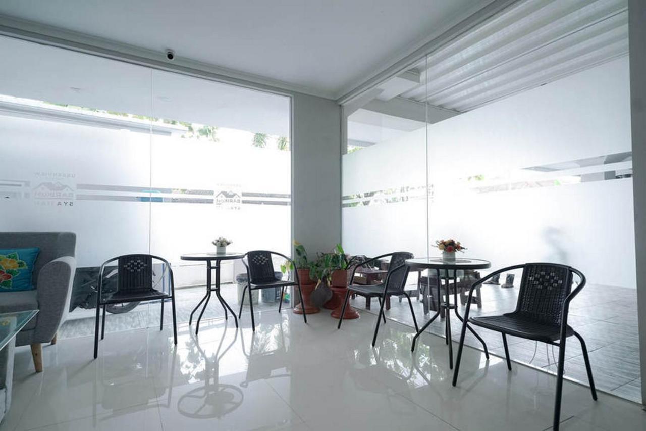 Urbanview Hotel Bari Syariah Palembang By Reddoorz Exteriör bild